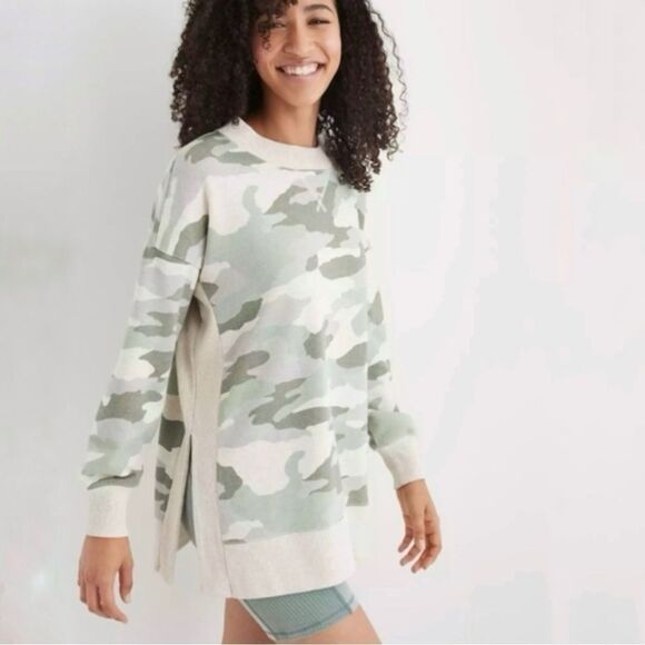 Aerie Good Vibes Dessert Sage Camo Oversized Split Side Sweatshirt Small - Picture 1 of 14
